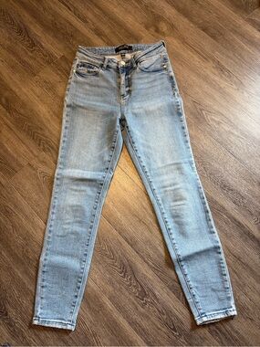 Judy Blue Light Blue High-Rise Skinny Jeans